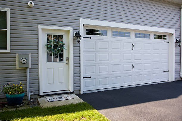 24/7 Emergency Garage Door Roller Replacement experts in Latimer County County, OK